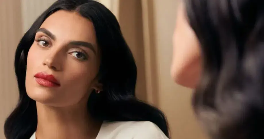 Laura Mercier
